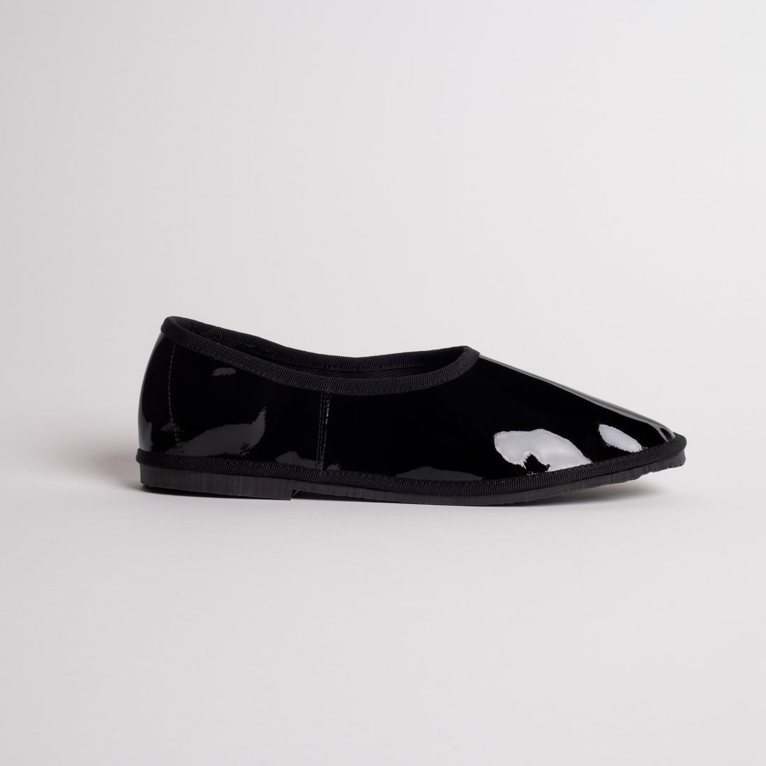 MARIA DE LA ORDEN 2 IN BLACK
