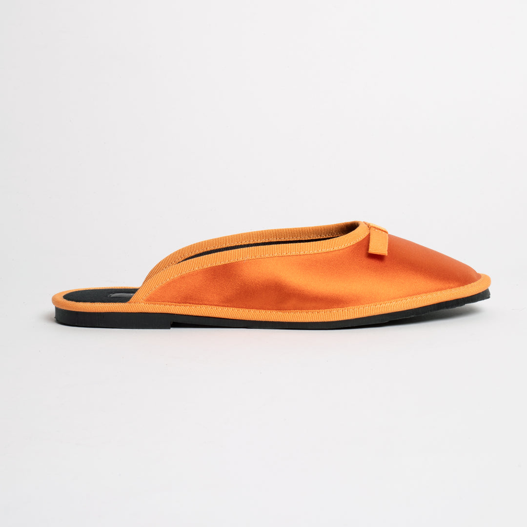 MONTAIGNE x Maria de la Orden IN ORANGE