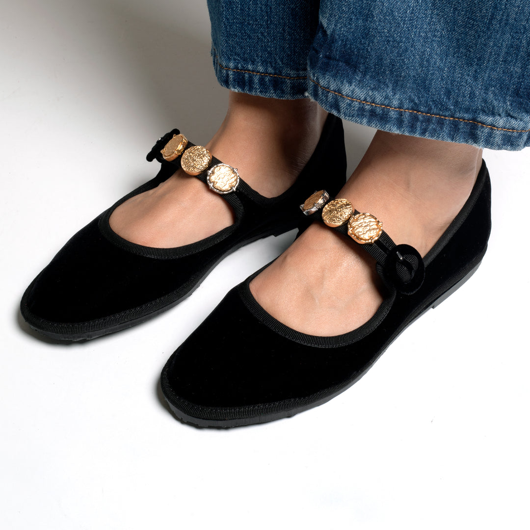 VENDOME x Maria de la Orden IN BLACK