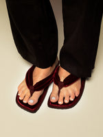 Load image into Gallery viewer, POSITANO VELVET IN RUBY
